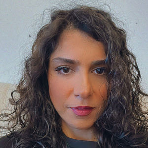 Meet your Posher, Golnaz